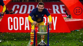 O Barcelona “cruzeirou”. Quem diria? E poderá perder Messi por isso