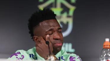 Vini Jr chora em entrevista e desabafa sobre racismo: “Cada vez menos vontade de jogar”