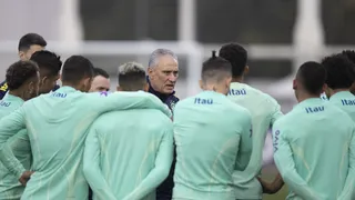 Com Marquinhos, seleção faz último treino em Turim antes de ida para o Catar