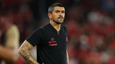 Athletico e Seleção Brasileira chegaram ao limite da obrigação de vencer