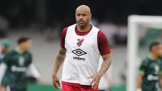 Athletico tem volta de suspensos, mas perde zagueiro contra o Bragantino; veja opções