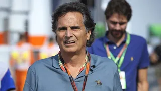 Nelson Piquet é acusado de usar termo racista em comentário sobre Hamilton