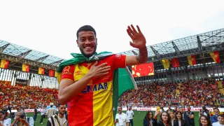 Emprestado pelo Athletico, Rômulo conquista acesso e ganha apelido na Turquia