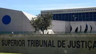 70 processos de jogadores de futebol por imagem em videogame tramitam no STJ