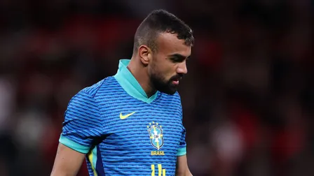 Brasil toma virada histórica do Japão em jogo com falhas bizarras
