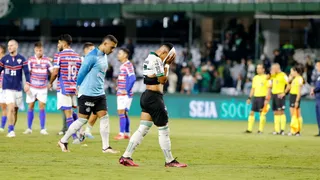 Dupla Atletiba sai da rodada do Brasileirão pegando fogo