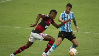 Nos pênaltis, Flamengo perde para o Racing e está eliminado da Libertadores