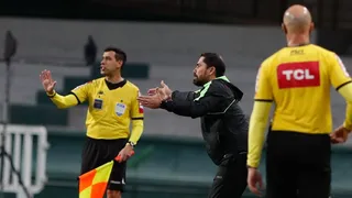 Coritiba joga a sua crise contra o Corinthians