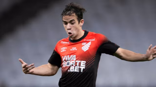 Athletico: Odair comenta futuro incerto do meia Dudu Kogitzki