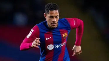 Empresário compara Vitor Roque a Vini Jr e prevê recomeço no Barcelona