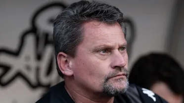 Ex-técnico do Coritiba é favorito para assumir SAF promovida à Série B