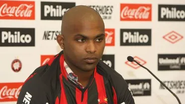 Garoto enxerido entregou proposta por “El Morro”