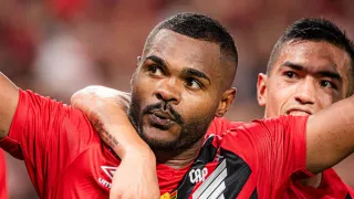 Nikão, ex-Athletico, vai receber valor milionário após acordo com clube da Série A