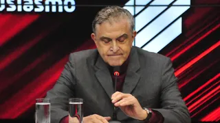 Parecia que Petraglia estava se despedindo. De repente…