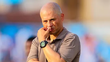 Alex desabafa: “Conversei com 20 jogadores e já recebi a recusa de 15”