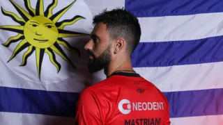 A moeda no Athletico é o euro. Nos outros é ilusão?