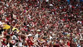 No futebol brasileiro, violam-se as regras quando é para o Flamengo