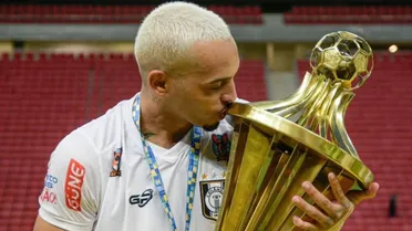 Eliminado nos pênaltis, Coritiba sofreu golaço de bicicleta; assista ao lance