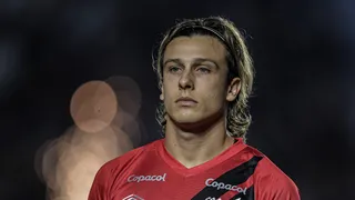 Suárez revela bomba na relação entre Bielsa e Canobbio