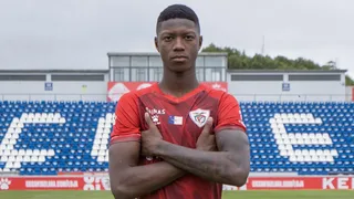 Sem espaço no Athletico, Matheus Babi é anunciado em time de Portugal