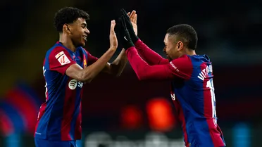 Vitor Roque perde número de camisa para Yamal e segue com futuro indefinido