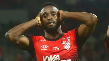 Árbitro relata expulsões na súmula e Athletico se complica para o Atletiba