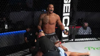 VAR no MMA? Já passou da hora do uso de árbitro de vídeo nas lutas