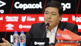 Ex-dirigentes trocam elogios e dão alfinetada em gestão do Athletico