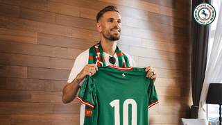 Clube árabe “descolore’” braçadeira da causa LGBT ao anunciar ex-capitão do Liverpool