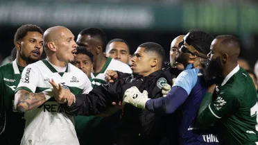 Coritiba x Goiás termina em pancadaria entre jogadores; veja o vídeo