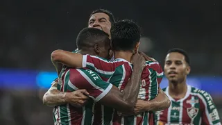 Fluminense goleia Flamengo e conquista o bicampeonato carioca