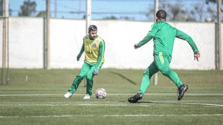 Dupla não preocupa e fica à disposição do Coritiba para duelo direto
