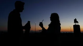 Dia 1: O sol poético de Montevidéu não deu bola para o soccer business