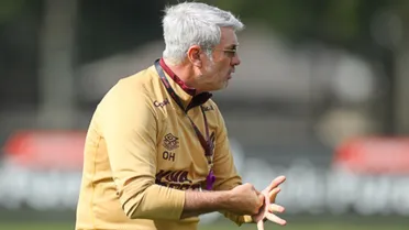 Com terceira pior defesa da Série B, Odair reconhece problemas do Athletico