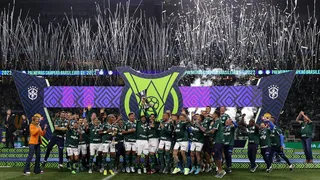 Dos estaduais à Libertadores, quem levantou taça no Brasil em 2022?