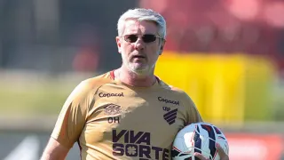 Athletico e a responsabilidade de Odair Hellmann para mudar as coisas