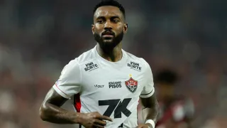 Presidente do Vitória acusa complô da CBF após derrota para o Athletico