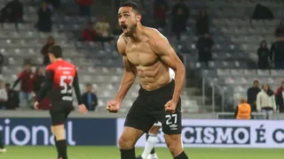 O acaso voltou a jogar pelo Athletico. A Baixada vive noite de loucura