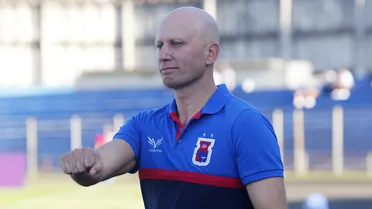 Técnico do Paraná convoca torcida para colocar 10 mil na Vila