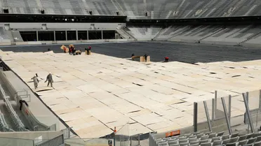 Athletico conclui primeira etapa de novo gramado sintético da Arena da Baixada