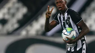 Athletico fecha com Matheus Babi, contratação mais cara da história do clube