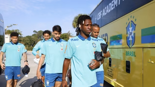 Seleção brasileira negocia renovação com Nike; Adidas e Puma estão na jogada