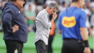 Osorio roubou a cena no clássico Atletiba bem disputado