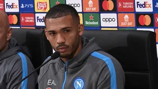 Zagueiro brasileiro do Napoli acusa jogador da Inter de Milão de racismo