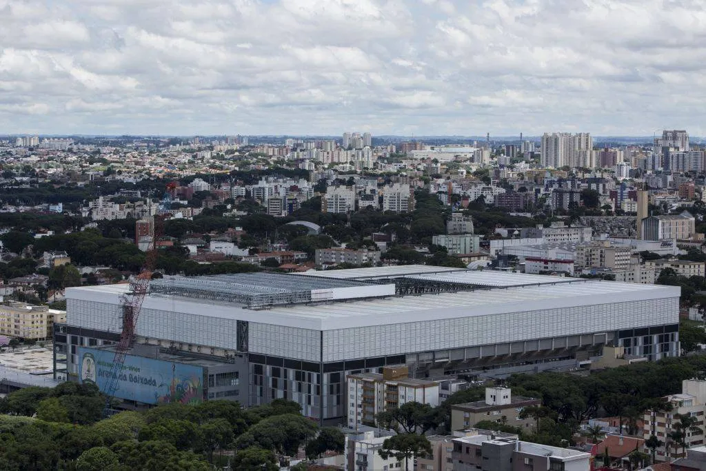 Visão externa da Arena da Baixada: casa da dupla Atletiba? (Henry Milleo/ Gazeta do Povo)