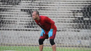 Paraná renova com goleiro Renan até o fim de 2021