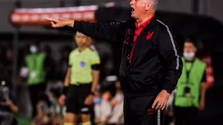 Athletico nas quartas de final; só Deus e Felipão sabem como foi