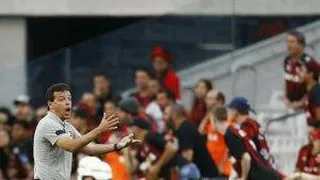 Elenco do Atlético não está dando conta das pretensões de Diniz