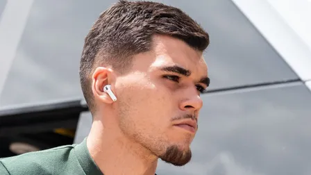Convocação cria ‘problema’ e faz Coritiba correr pela renovação de Morisco