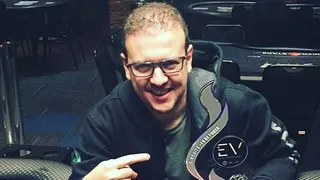 Lenda viva do poker, curitibano fatura R$ 186 mil em torneio